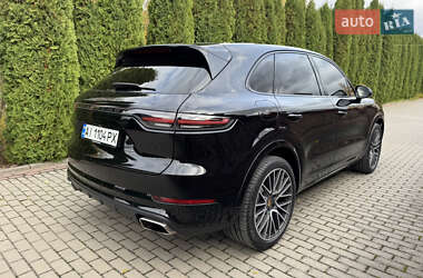 Внедорожник / Кроссовер Porsche Cayenne 2019 в 
