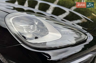 Внедорожник / Кроссовер Porsche Cayenne 2019 в 