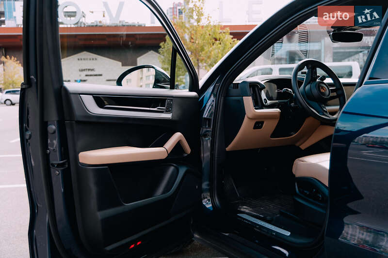 Внедорожник / Кроссовер Porsche Cayenne 2024 в Киеве фото 15 Внедорожник / Кроссовер Porsche Cayenne 2024 в Киеве