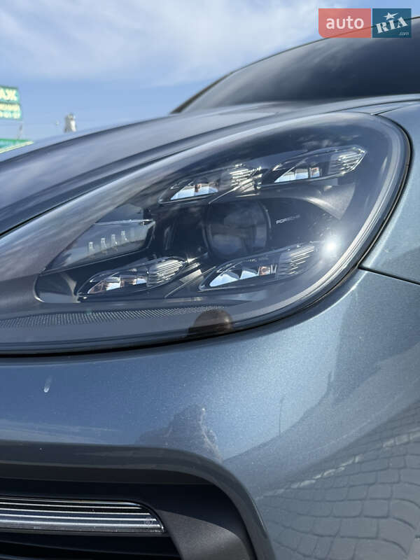 Внедорожник / Кроссовер Porsche Cayenne 2018 в Днепре