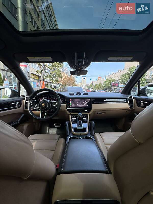 Внедорожник / Кроссовер Porsche Cayenne 2022 в Киеве фото 38 Внедорожник / Кроссовер Porsche Cayenne 2022 в Киеве