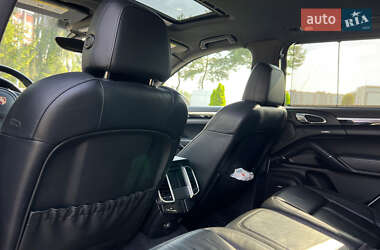 Позашляховик / Кросовер Porsche Cayenne 2011 в 