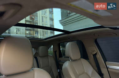 Внедорожник / Кроссовер Porsche Cayenne 2010 в 