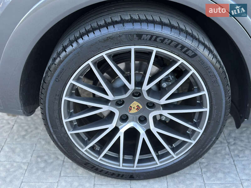 Внедорожник / Кроссовер Porsche Cayenne 2019 в Львове фото 52 Внедорожник / Кроссовер Porsche Cayenne 2019 в Львове