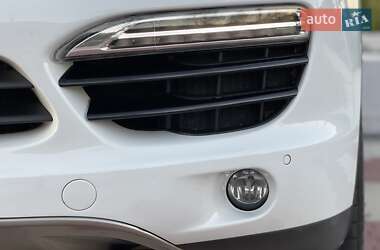 Внедорожник / Кроссовер Porsche Cayenne 2012 в 