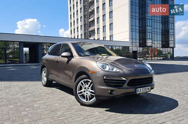 Внедорожник / Кроссовер Porsche Cayenne 2014 в Днепре