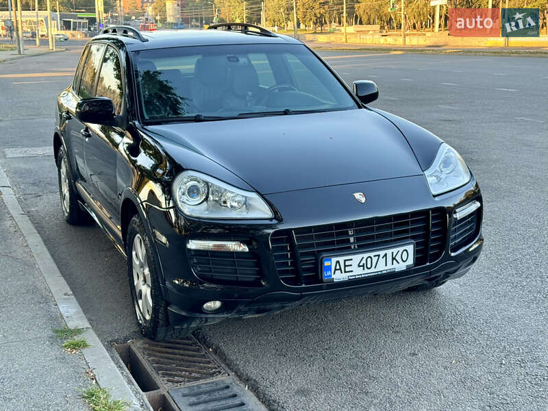 Позашляховик / Кросовер Porsche Cayenne 2008 в 