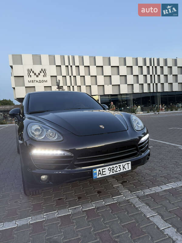 Позашляховик / Кросовер Porsche Cayenne 2012 в Одесі