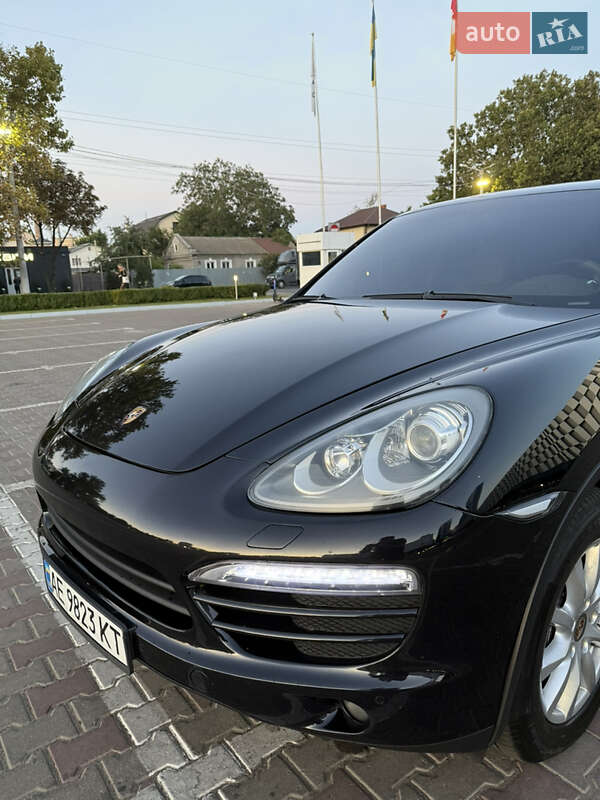 Позашляховик / Кросовер Porsche Cayenne 2012 в Одесі