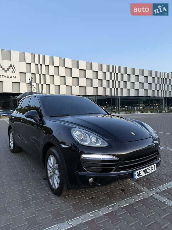 Позашляховик / Кросовер Porsche Cayenne 2012 в Одесі