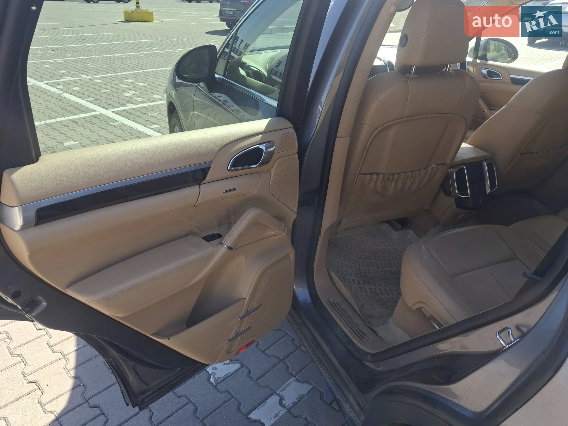 2013 Porsche Cayenne - мініатюра 23