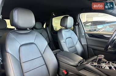 Позашляховик / Кросовер Porsche Cayenne 2022 в 