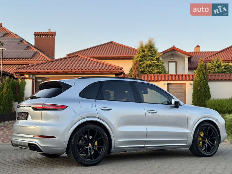 Внедорожник / Кроссовер Porsche Cayenne 2018 в Одессе фото 16 Внедорожник / Кроссовер Porsche Cayenne 2018 в Одессе