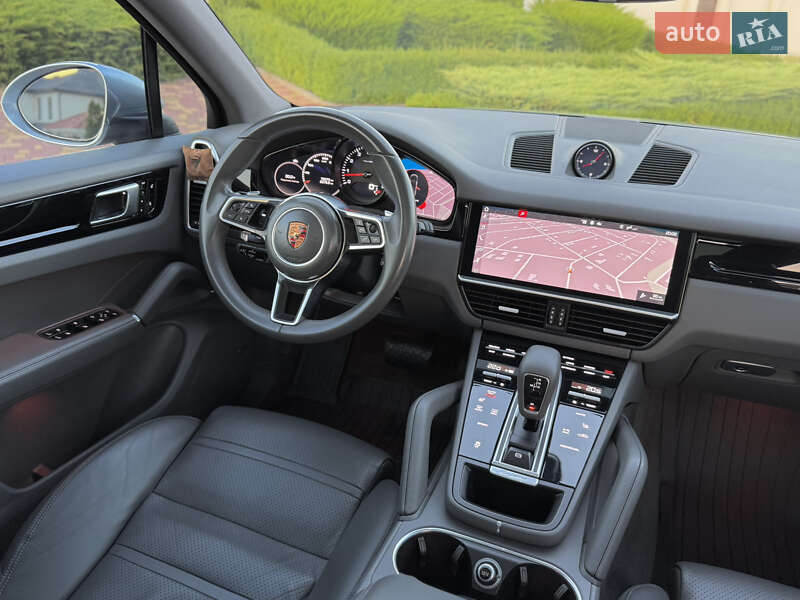 Внедорожник / Кроссовер Porsche Cayenne 2018 в Одессе фото 40 Внедорожник / Кроссовер Porsche Cayenne 2018 в Одессе