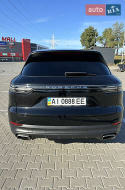 Внедорожник / Кроссовер Porsche Cayenne 2019 в 