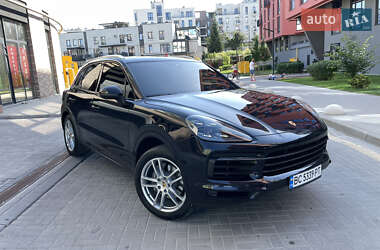 Внедорожник / Кроссовер Porsche Cayenne 2019 в Львове