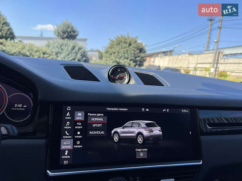 Внедорожник / Кроссовер Porsche Cayenne 2019 в Днепре