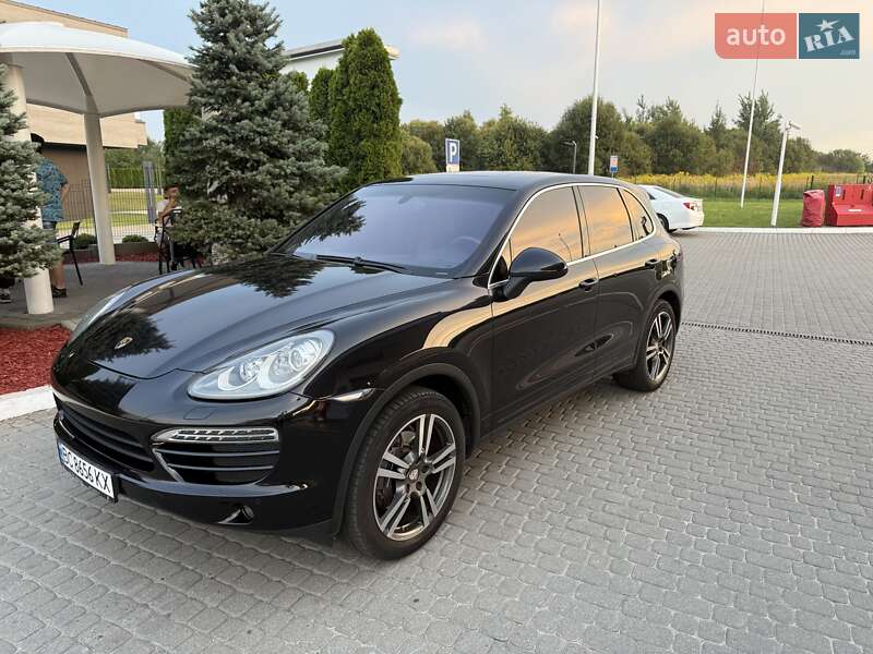 Внедорожник / Кроссовер Porsche Cayenne 2010 в Львове фото 2 Внедорожник / Кроссовер Porsche Cayenne 2010 в Львове
