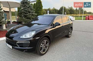 Внедорожник / Кроссовер Porsche Cayenne 2010 в 
