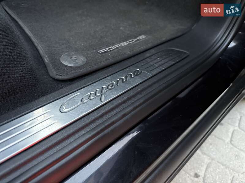 Внедорожник / Кроссовер Porsche Cayenne 2010 в Львове фото 20 Внедорожник / Кроссовер Porsche Cayenne 2010 в Львове