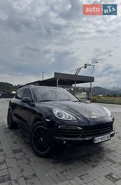 Внедорожник / Кроссовер Porsche Cayenne 2011 в Ужгороде