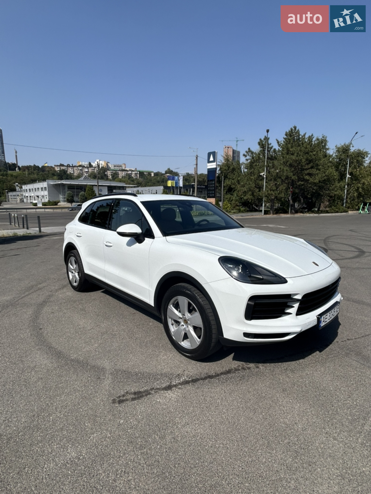 2019 Porsche Cayenne - мініатюра 9