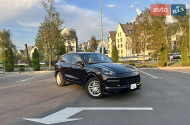 Позашляховик / Кросовер Porsche Cayenne 2016 в Києві