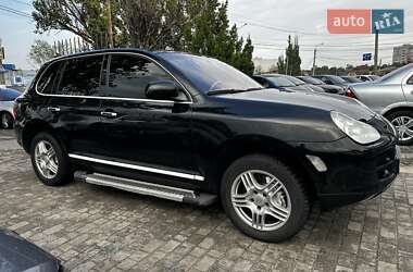 Внедорожник / Кроссовер Porsche Cayenne 2006 в 