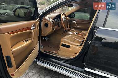 Внедорожник / Кроссовер Porsche Cayenne 2006 в 