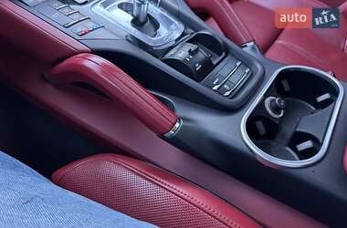 Позашляховик / Кросовер Porsche Cayenne 2014 в 