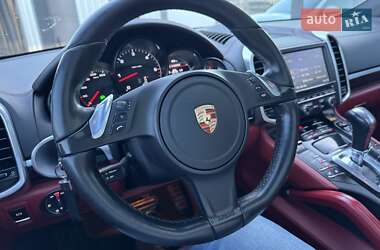 Позашляховик / Кросовер Porsche Cayenne 2014 в 