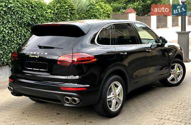 Внедорожник / Кроссовер Porsche Cayenne 2015 в Одессе