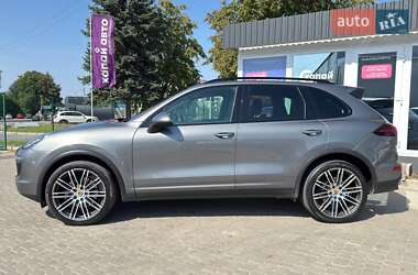 Позашляховик / Кросовер Porsche Cayenne 2017 в 