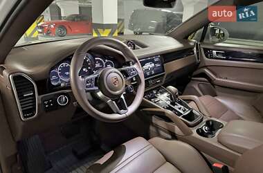 Позашляховик / Кросовер Porsche Cayenne 2019 в 