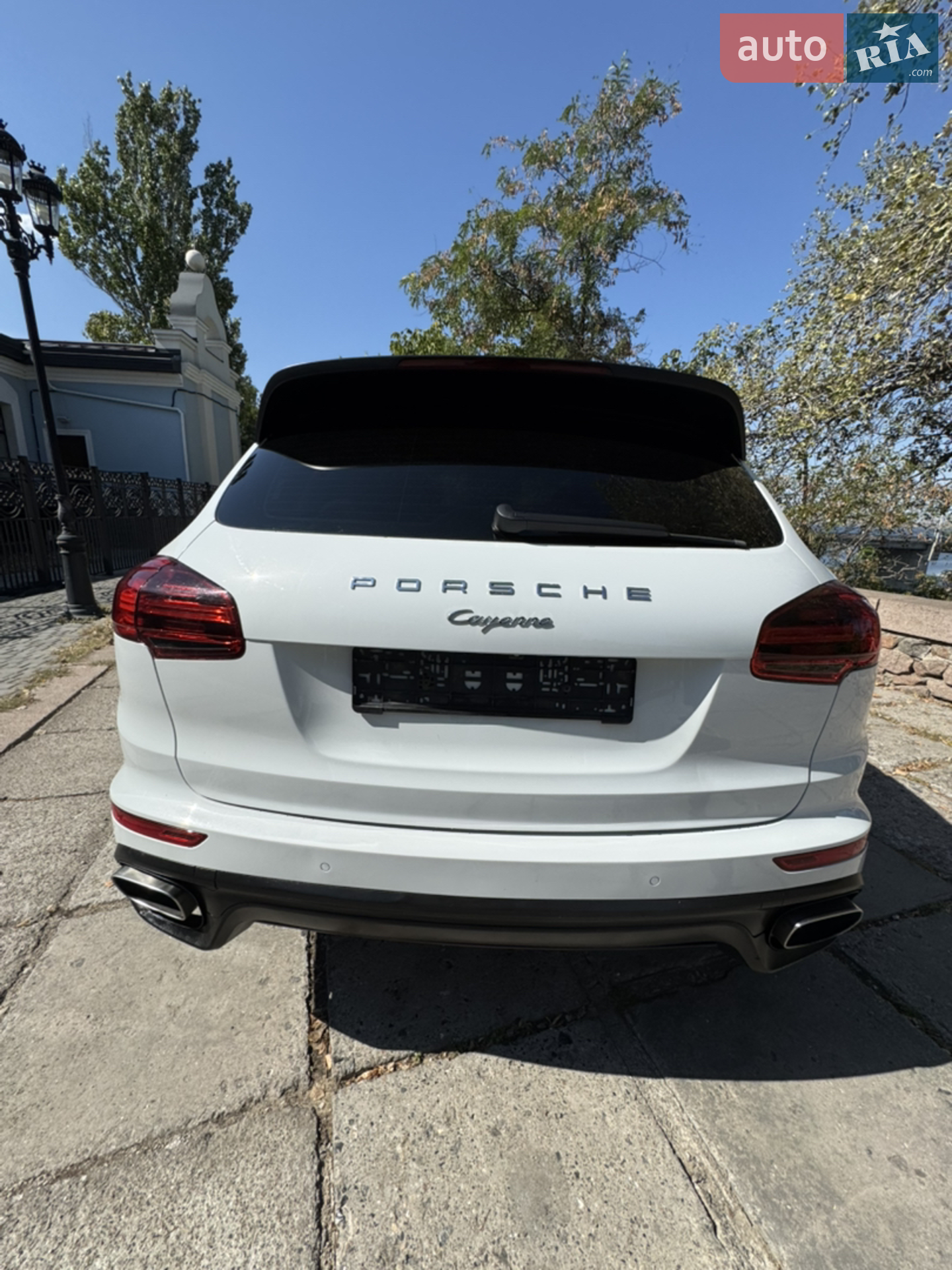 2016 Porsche Cayenne - мініатюра 4