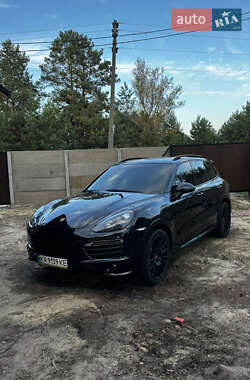 Внедорожник / Кроссовер Porsche Cayenne 2012 в Киеве