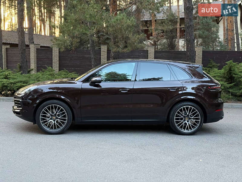 Внедорожник / Кроссовер Porsche Cayenne 2022 в Новомосковске