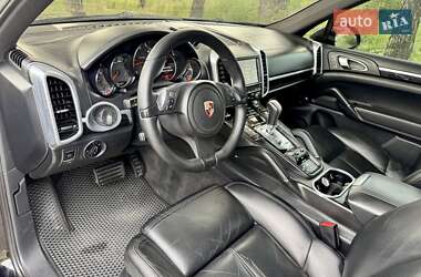 Позашляховик / Кросовер Porsche Cayenne 2011 в 