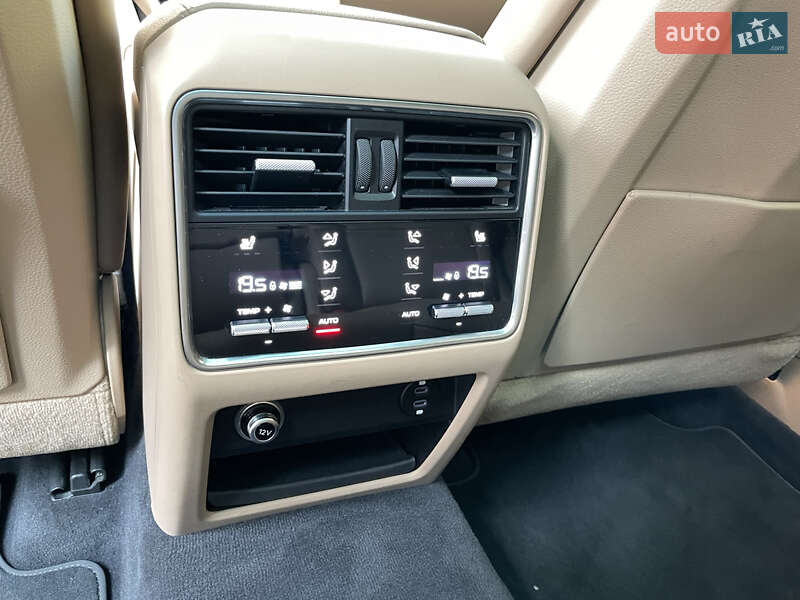 Внедорожник / Кроссовер Porsche Cayenne 2019 в Львове фото 44 Внедорожник / Кроссовер Porsche Cayenne 2019 в Львове