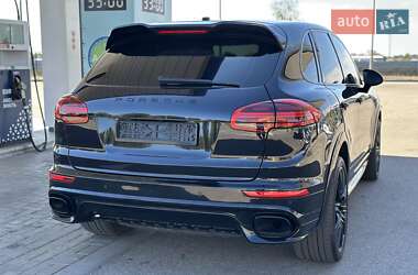 Позашляховик / Кросовер Porsche Cayenne 2014 в 