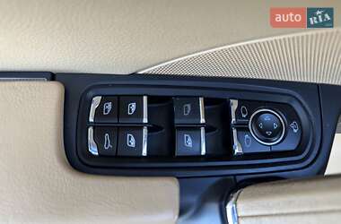 Позашляховик / Кросовер Porsche Cayenne 2014 в 