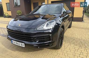 Внедорожник / Кроссовер Porsche Cayenne 2020 в 