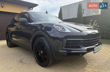 Внедорожник / Кроссовер Porsche Cayenne 2020 в 