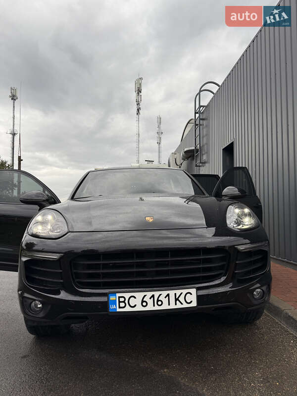 Внедорожник / Кроссовер Porsche Cayenne 2017 в Львове фото 20 Внедорожник / Кроссовер Porsche Cayenne 2017 в Львове