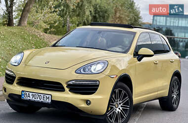 Позашляховик / Кросовер Porsche Cayenne 2010 в Києві
