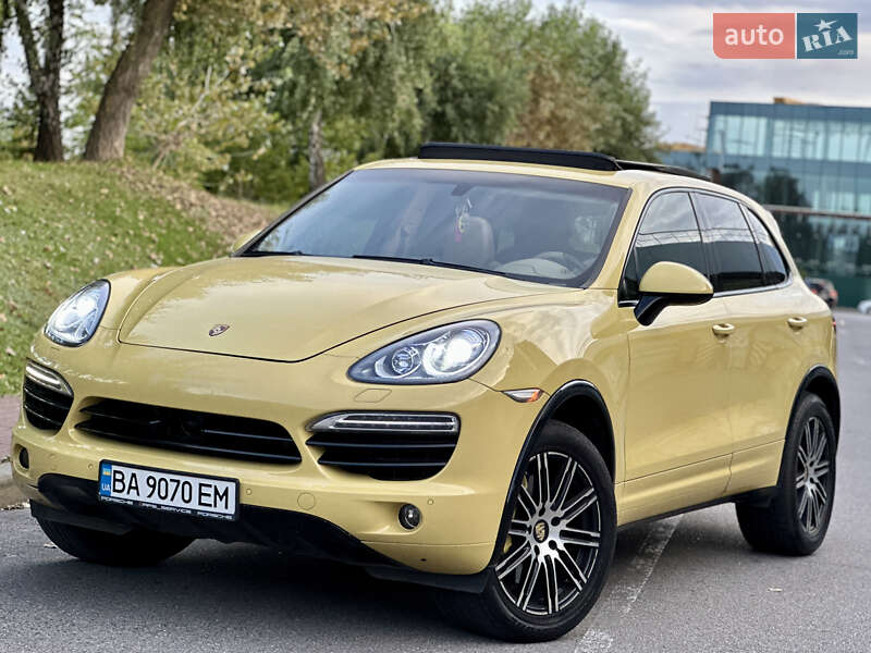 Позашляховик / Кросовер Porsche Cayenne 2010 в 