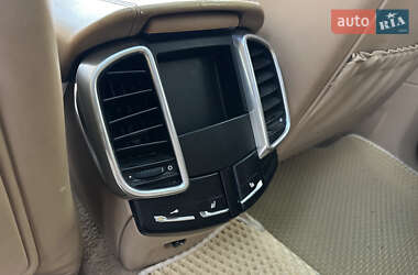 Позашляховик / Кросовер Porsche Cayenne 2010 в 