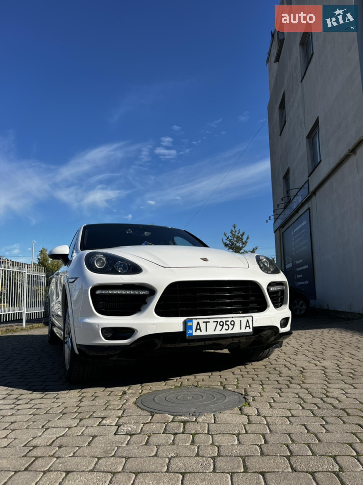 2011 Porsche Cayenne - мініатюра 13