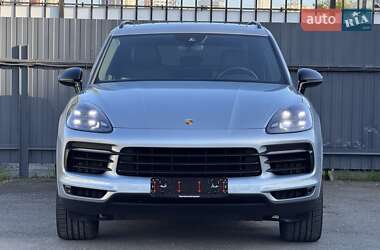 Позашляховик / Кросовер Porsche Cayenne 2020 в 