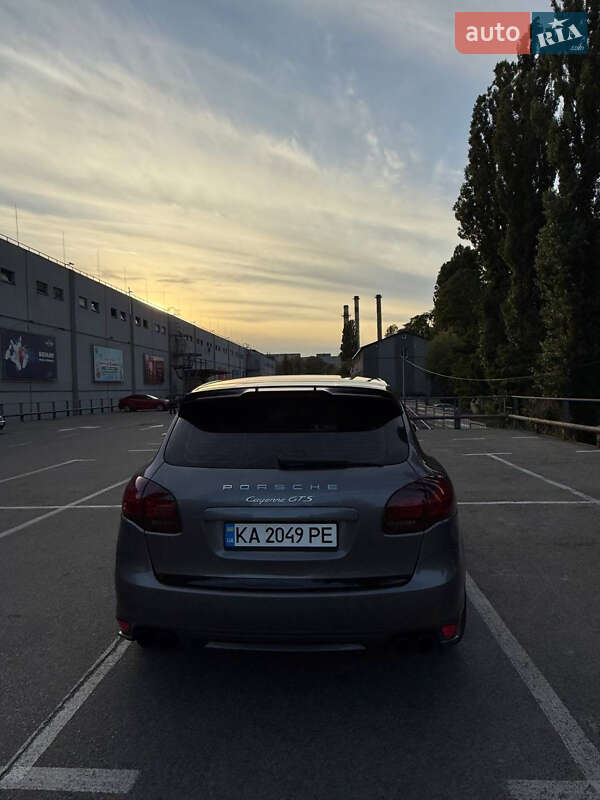 Внедорожник / Кроссовер Porsche Cayenne 2012 в Киеве фото 5 Внедорожник / Кроссовер Porsche Cayenne 2012 в Киеве